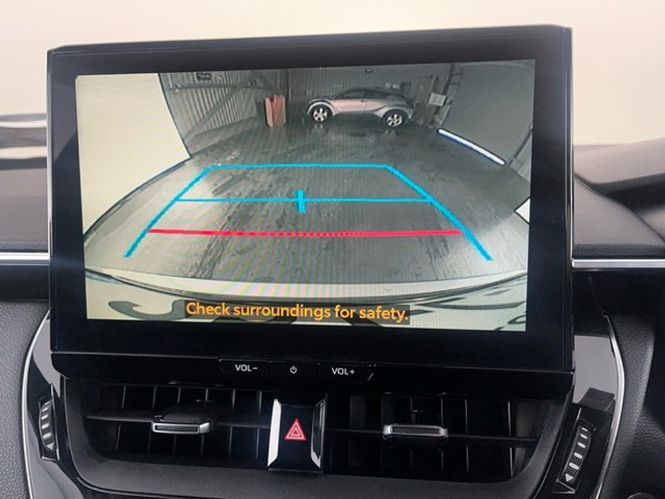 2025 Toyota Corolla HYBRID SOL T/S €36,950