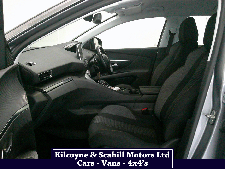 2019 Peugeot 3008 ACTIVE BLUEHDI S/S A €21,950