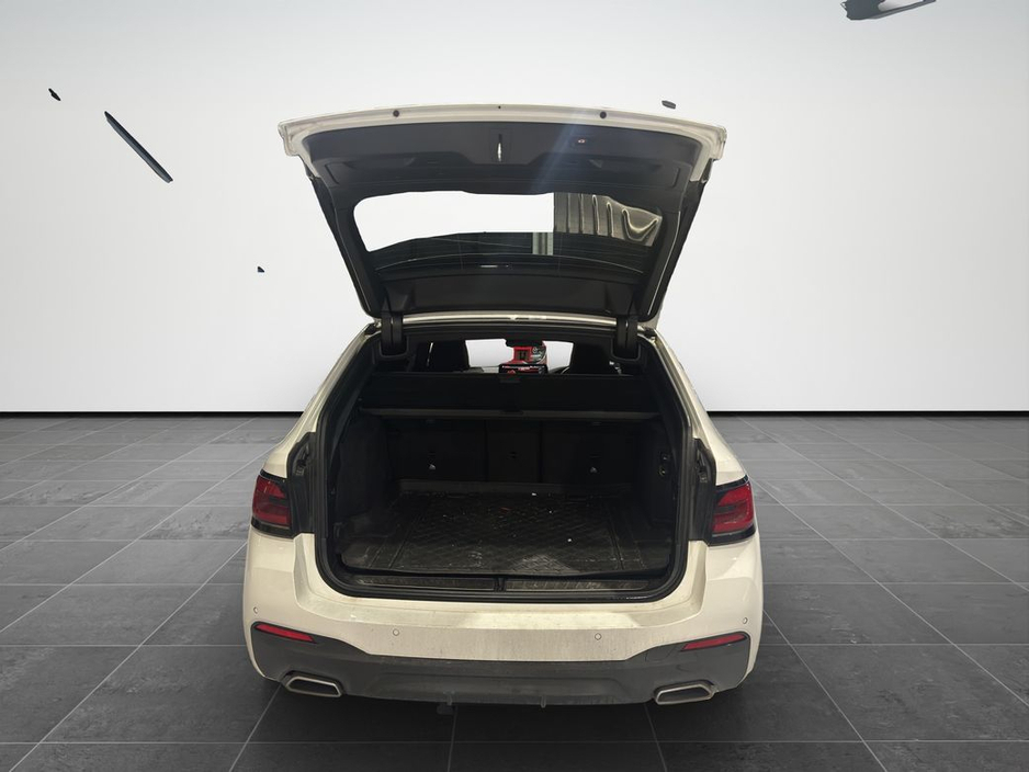 2022 BMW 5 Series “xDrive traction. M Sport attitude.” €45,888