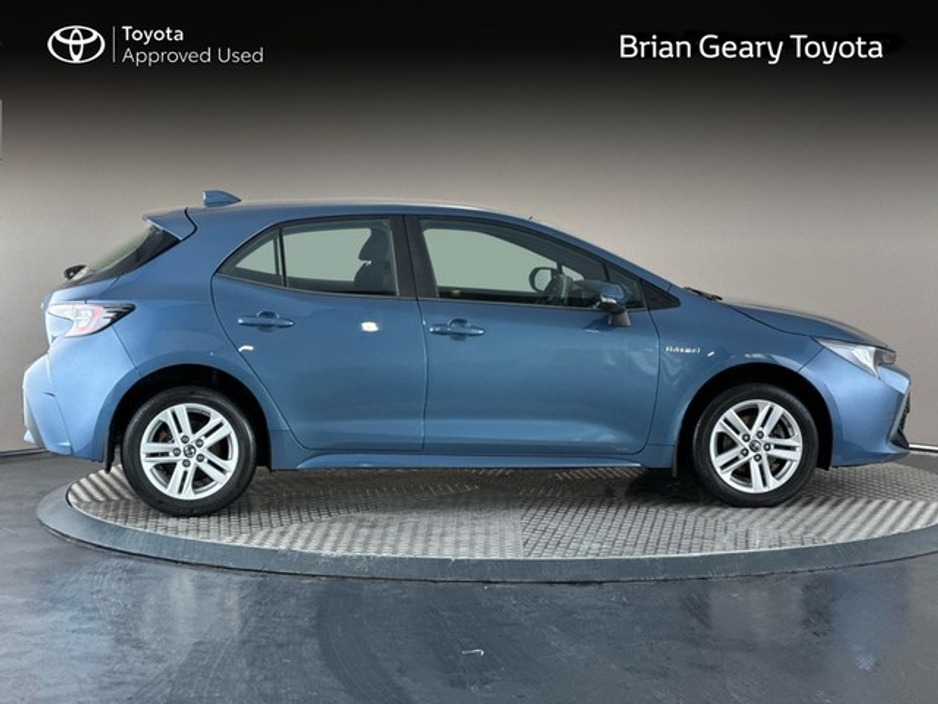 2020 Toyota Corolla HYBRID LUNA H/B €20,950