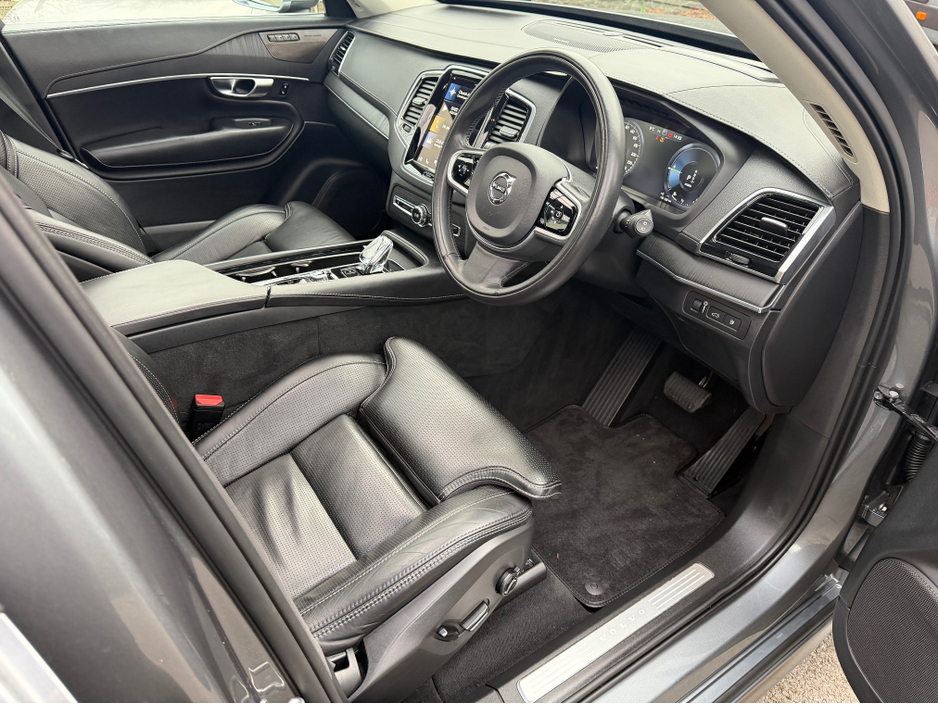 2020 Volvo XC90 ***SOLD***IMMACULATE TOP SPEC INSCRIPTION PRO T8 PHEV//MASSAGE SEATS//ADAPTIVE SUSPENSION//VERY LOW MILEAGE//SIMI AND AA DEALER