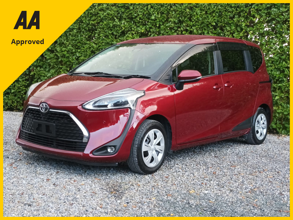 2019 Toyota Sienta 1.5 PETROL 5 SEATS RELIABLE AND ECONOMICAL JUST FULLY SERVICED 4 NEW TYRES 2 YEARS NCT 1 YEAR ROAD TAX REVERSE CAMERA PARK DISTANCE ASSIST TOUCH SCREEN RADIO WITH APPLE CAR PLAY + ANDROID AUTO €17,850