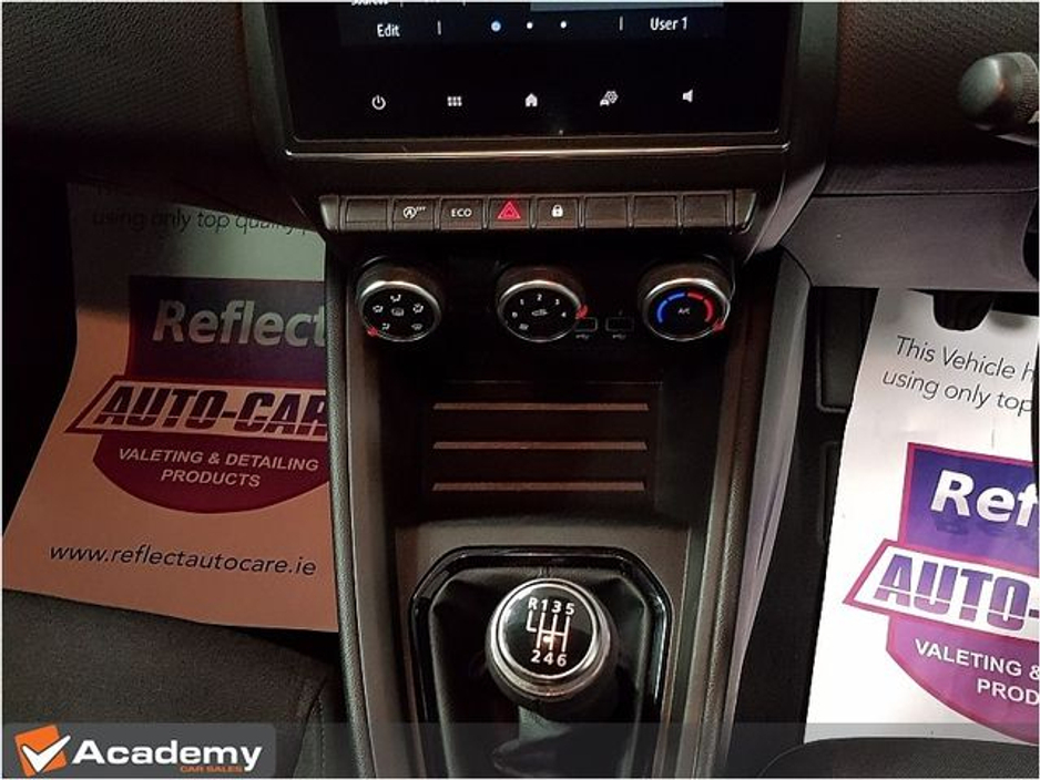 2022 Renault Clio Dynamique Edition Naeb TCE 90 €13,990