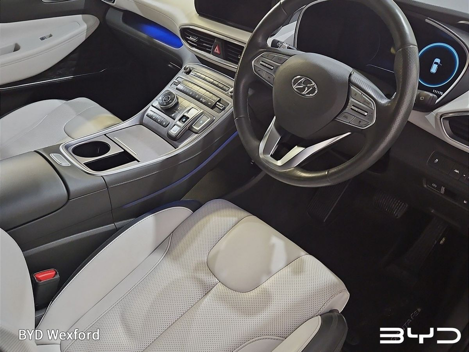 2023 Hyundai Santa Fe 1.6 PHEV 4WD Executive Plus Auto 7Seats €44,475