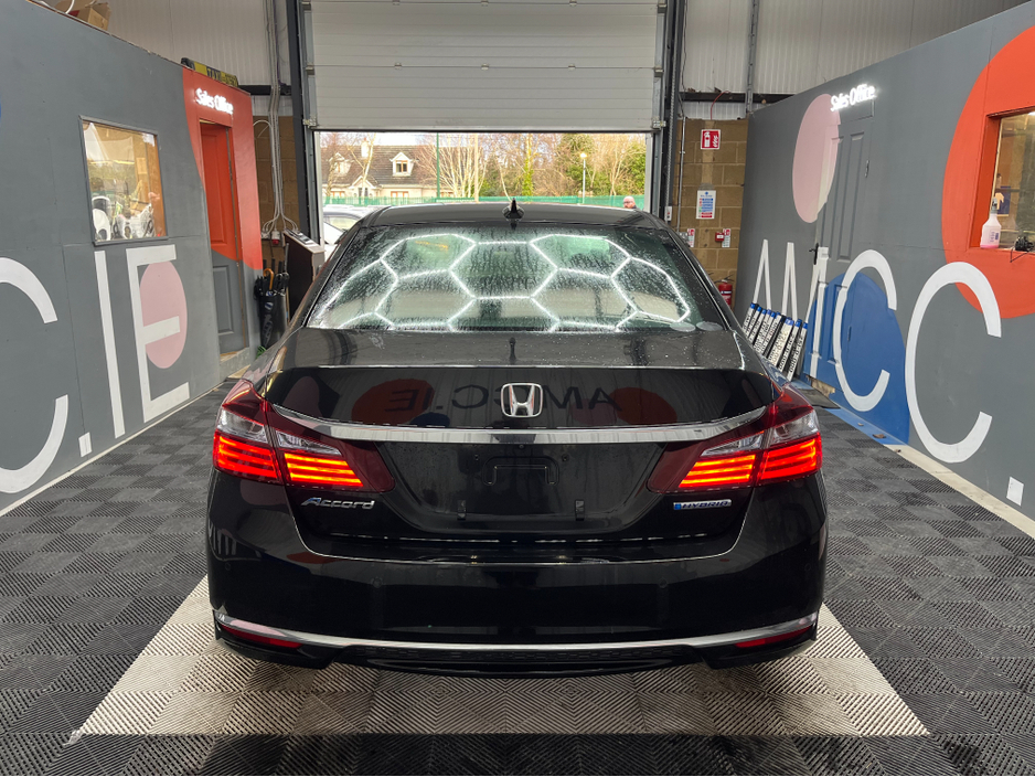 2019 Honda Accord €21950 2019 HONDA ACCORD HYBRID LX 2.0 AUTOMATIC / ELECTRIC SEATS / CRUISE CONTROL / REVERSE CAMERA €21,950