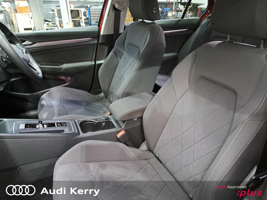 2023 Volkswagen Golf STYLE 1.5 TSI MHEV 130HP AUTOMATIC €31,900