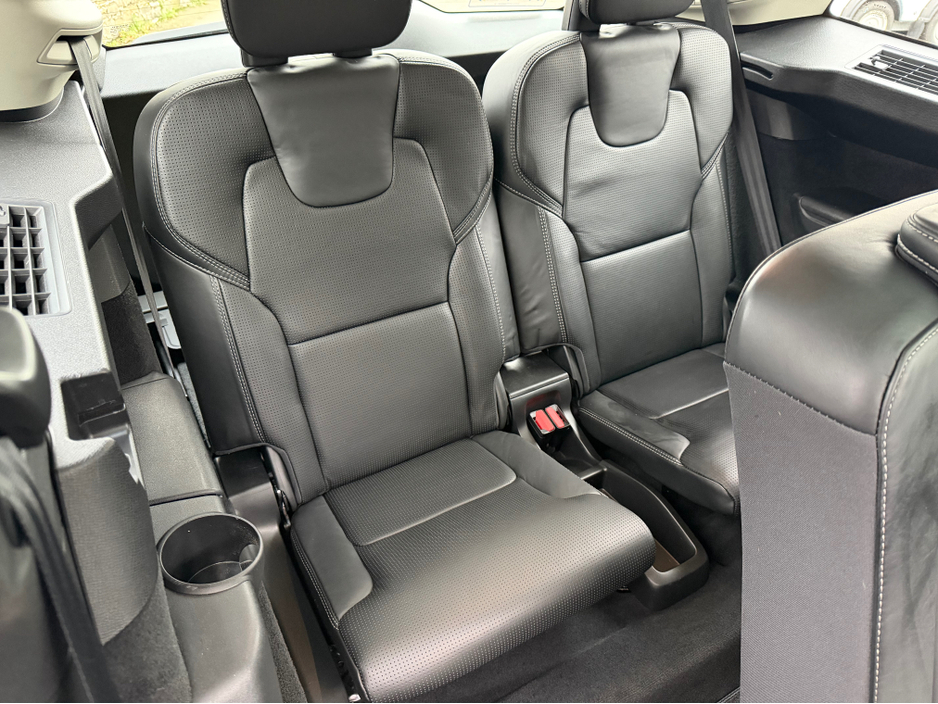 2020 Volvo XC90 ***SOLD***IMMACULATE TOP SPEC INSCRIPTION PRO T8 PHEV//MASSAGE SEATS//ADAPTIVE SUSPENSION//VERY LOW MILEAGE//SIMI AND AA DEALER