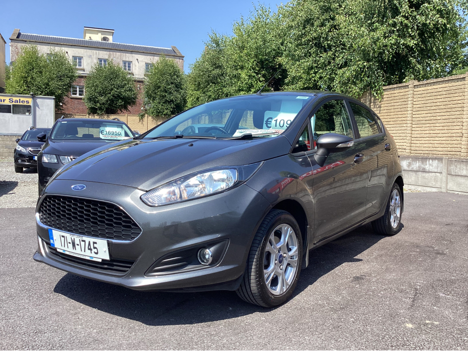 2017 Ford Fiesta * PETROL €10,950
