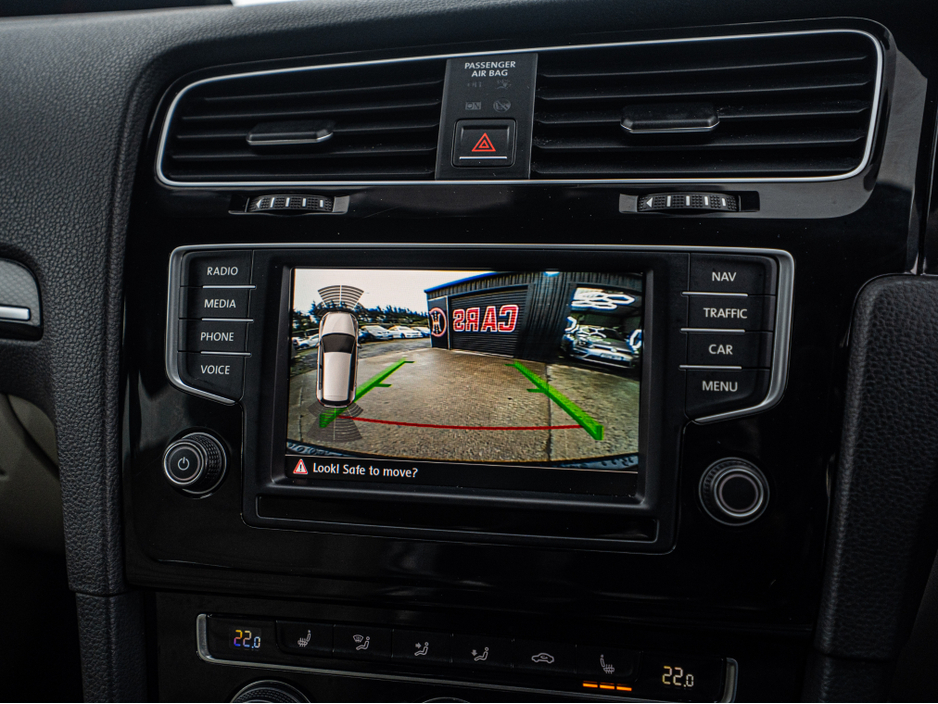 2017 Volkswagen Golf 2017 VW Golf 1.2tsi HIGHLINE/High spec/1yr warrant €16,888