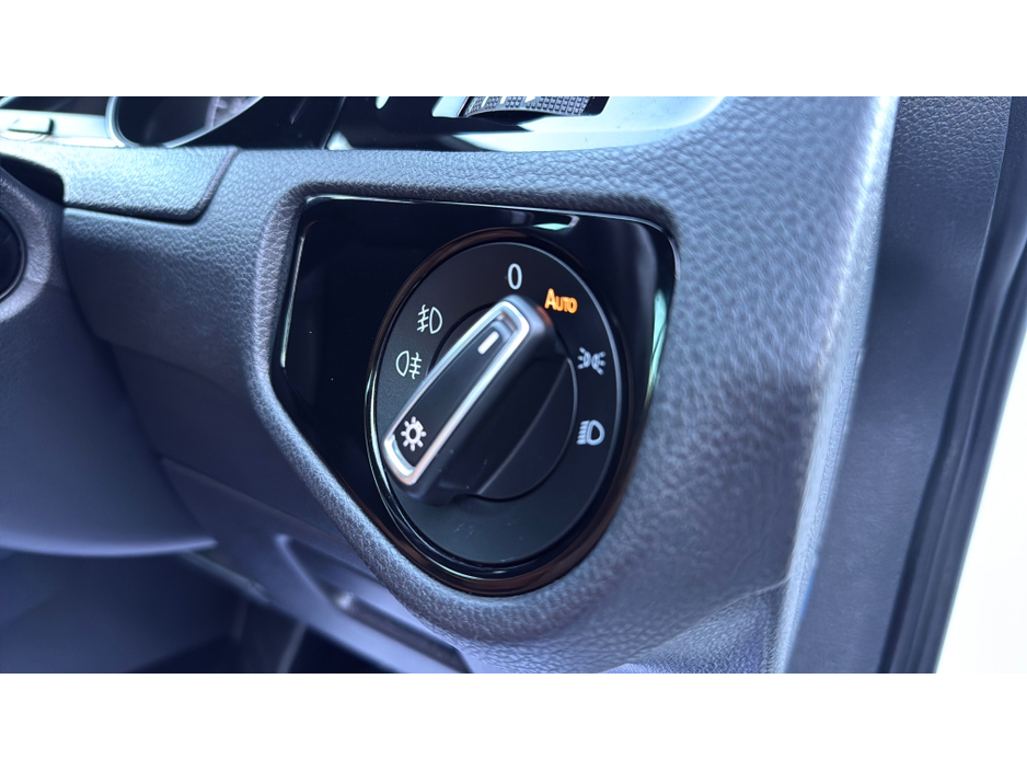 2014 Volkswagen Golf *HIGHLINE-MILANO MODEL* FULL SPC / COGNAC LEATHER - HEATED SEATS - CAMERAS - PEARL WHITE €12,900