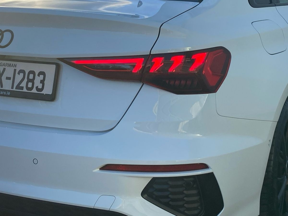 2024 Audi A3 30 TFSI 110HP S Line Black Edition Styling €38,495