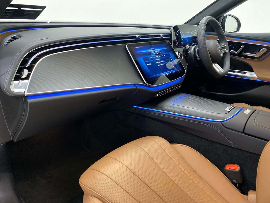 2026 Mercedes-Benz E Class E 300 e AMG EDITION PLUS | 360-degree Reversing Camera, Memory Seat Package €89,367