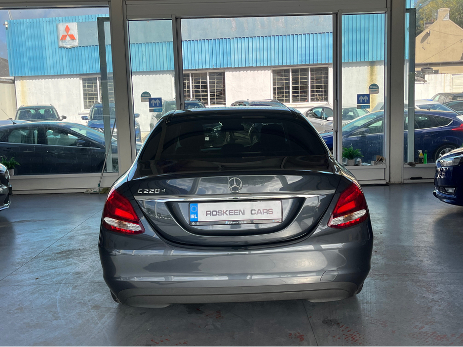 2016 Mercedes-Benz C Class 2.1 D SE saloon €15,950