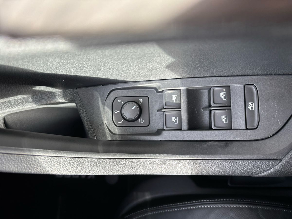 2026 Skoda Karoq Selection Plus 2.0TDI 115HP - Available for immediate 261 delivery €44,995