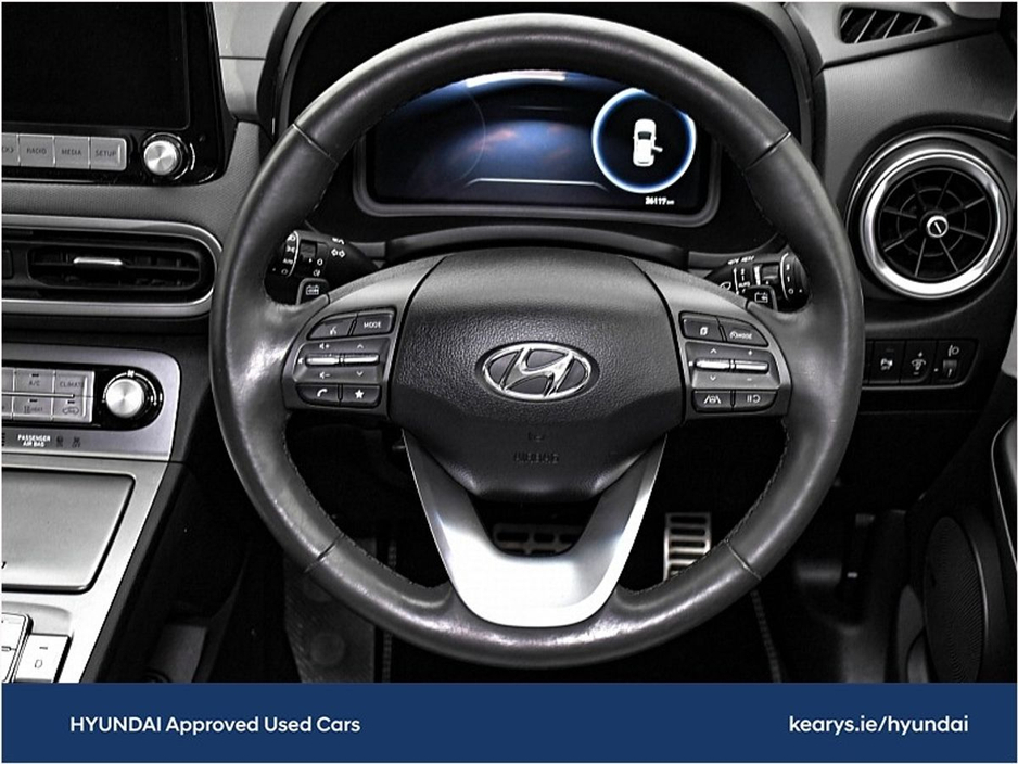 2022 Hyundai Kona EV Premium 64 kWh €22,490