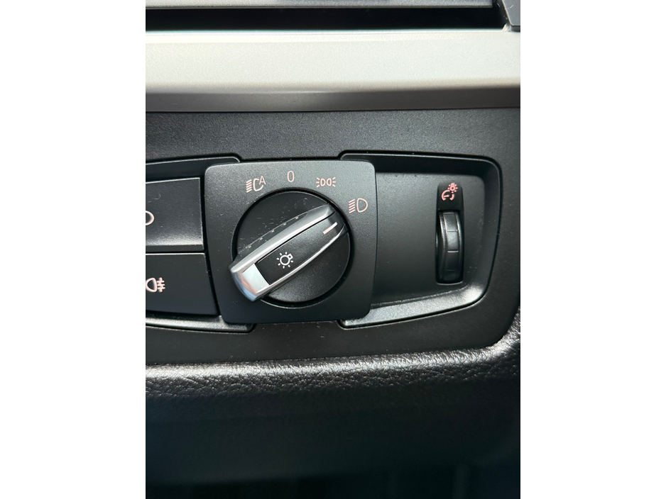 2018 BMW 3 Series AUTOMATIC 320D EFFICIENT DYNAMICS PLUS - NEW NCT TO 01/2028 €17,995