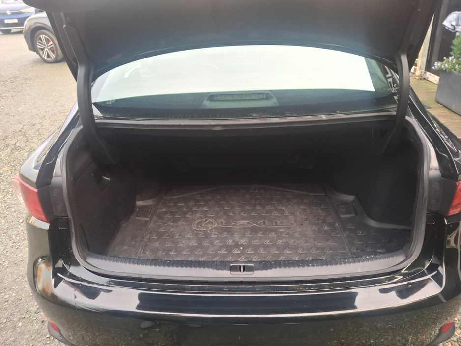 2013 Lexus IS 300 h IS300 H S-DESIGN 4DR AUTO €9,950