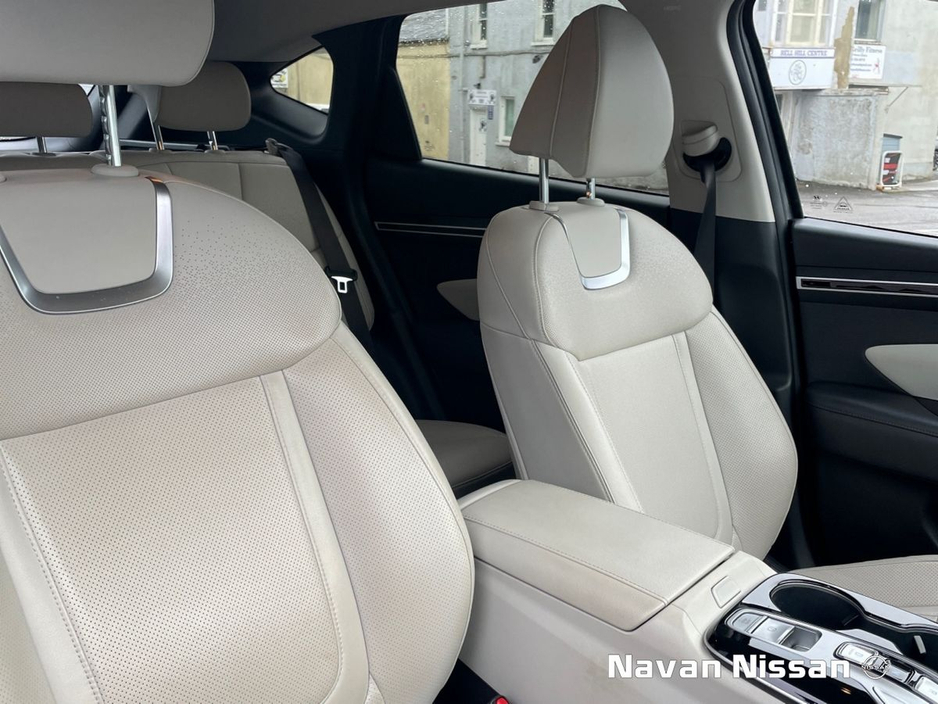 2022 Hyundai Tucson 4WD Executive PHEV Auto