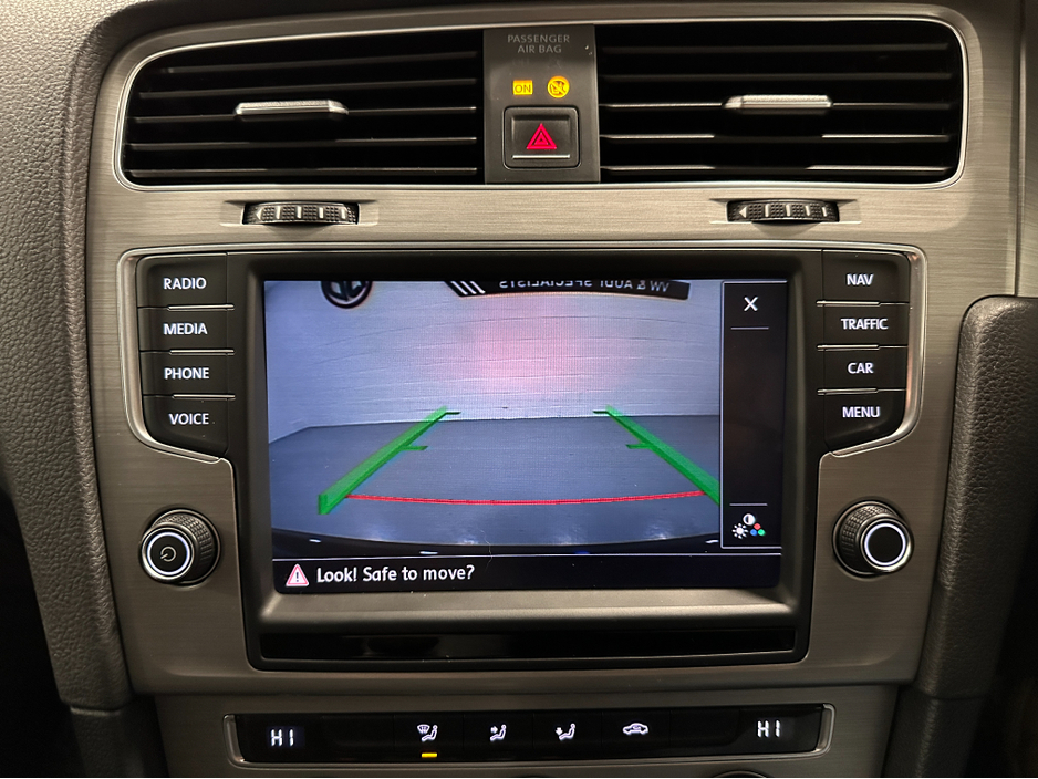 2014 Volkswagen Golf (141) GOLF 1.2TSI DSG LOW KMS VW/AUDI SPECIALISTS WWW.DENISDARCYCARS.IE €11,950