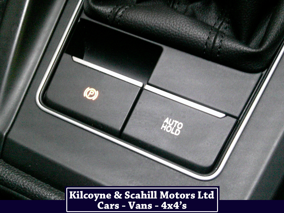 2022 Volkswagen Golf STYLE TDI €27,950