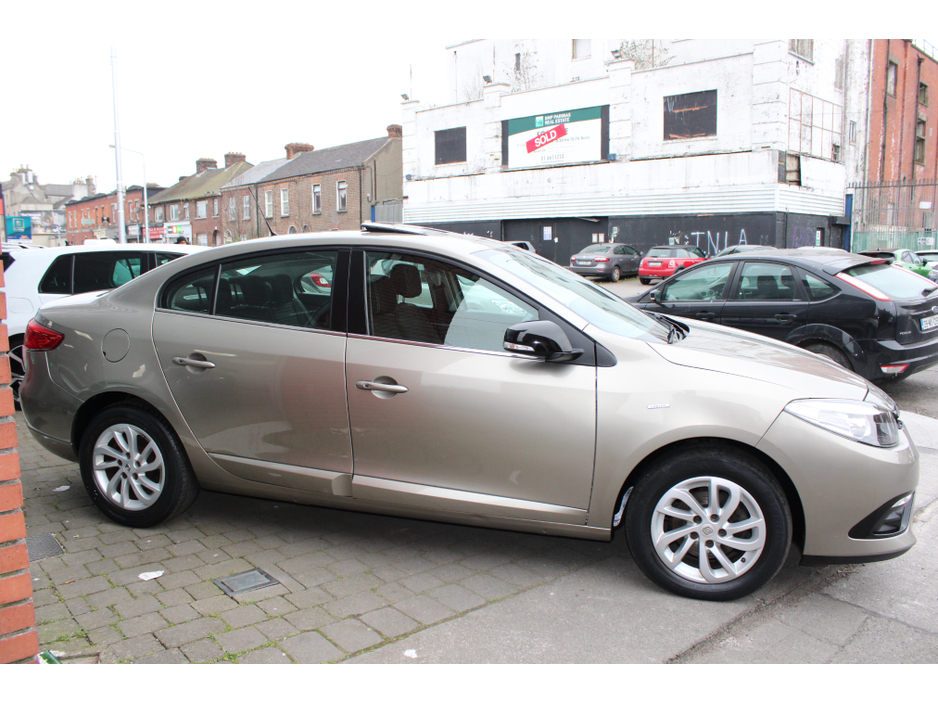 2016 Renault Fluence LIMITED EDITION 1.5 DCI 95 BHP €7,750