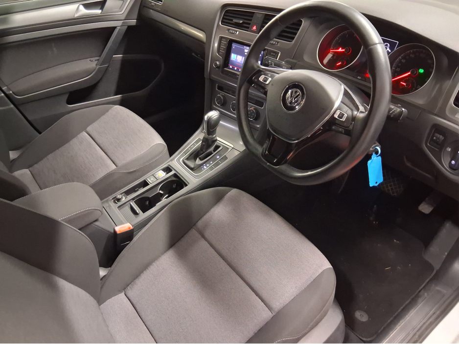 2014 Volkswagen Golf **AUTO - LOW KLMS** €11,888