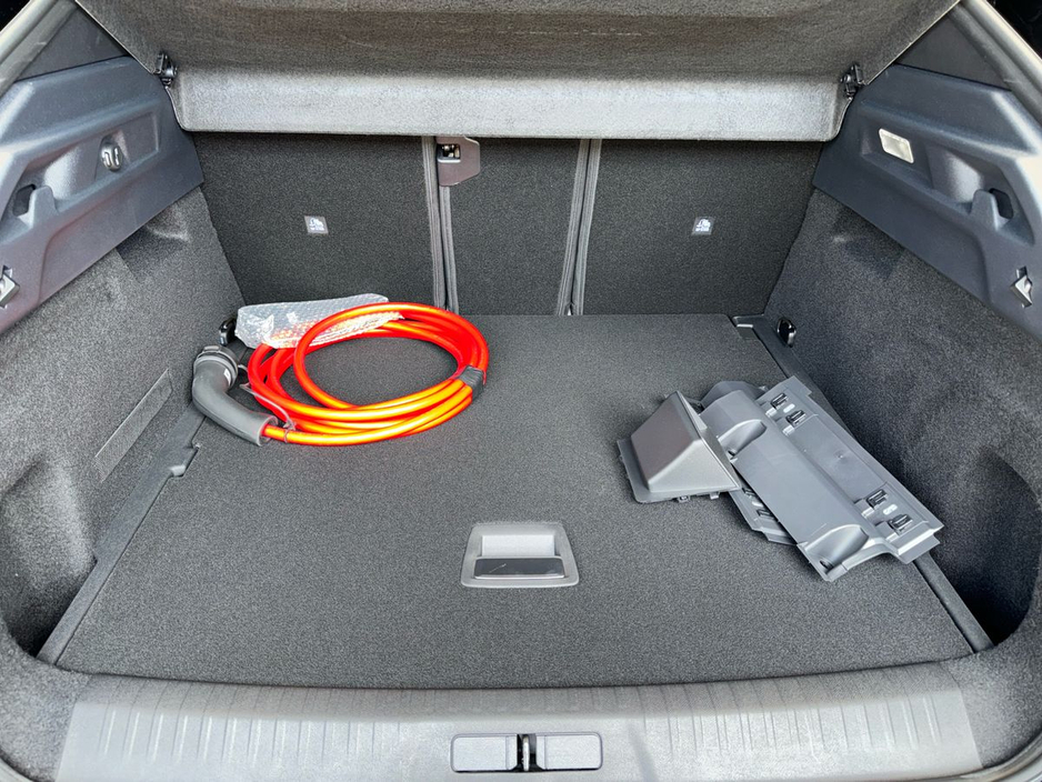 2026 Peugeot 3008 E GT *FREE CHARGER* €105 P/W ON PCP €51,470