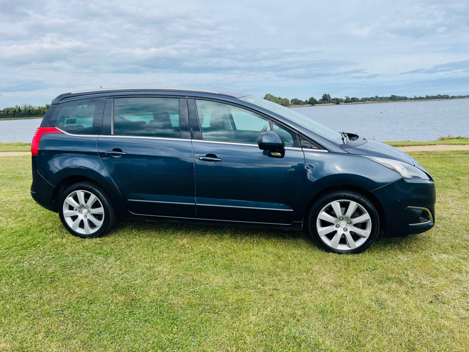 2016 Peugeot 5008 1.6 HDI BLUE 120 ALLURE AUTO 5DR €12,450