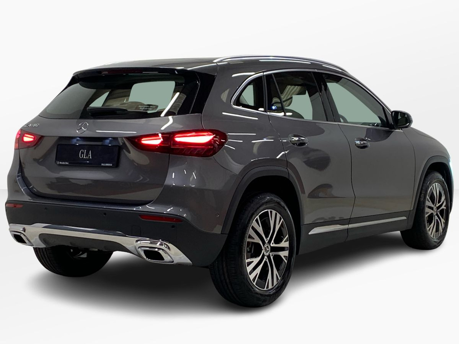 2026 Mercedes-Benz GLA Class GLA 200 D PROGRESSIVE LINE + | Night Package, Reversing Camera, Keyless Start Function, Reversing Camera €60,082