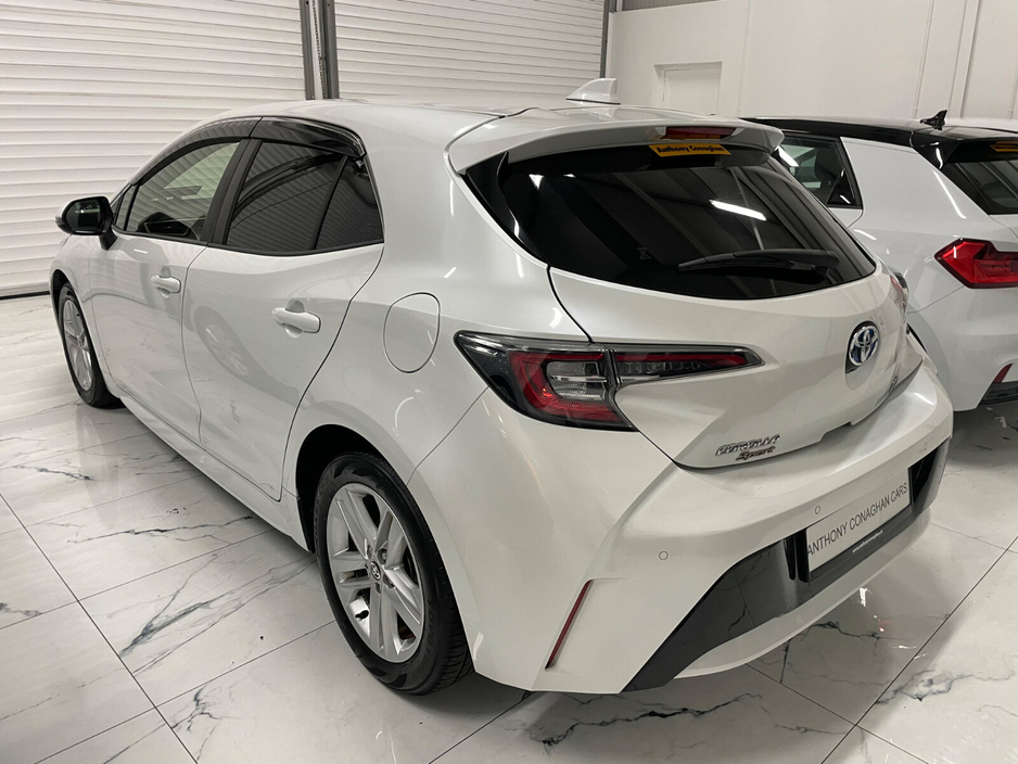 2020 Toyota Corolla 1.8 Hybrid Luna Sport Hatchback €18,995