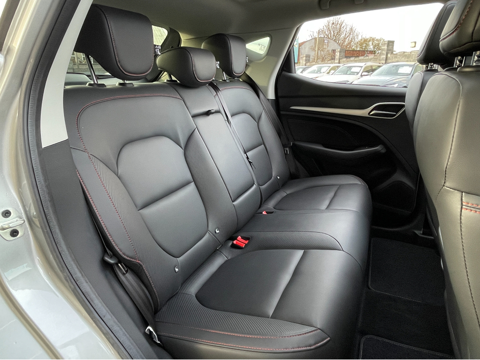 2023 MG ZS ZS..HUGE SPEC..WARRANTY INCLUDED..FINANCE PROVIDED €24,900