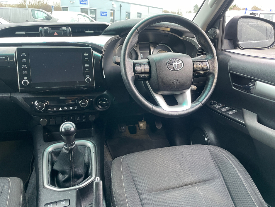 2021 Toyota Hilux 2021 TOYOTA HILUX 2.4 D-4D INVINCIBLE 4WD CREW CAB €28,950
