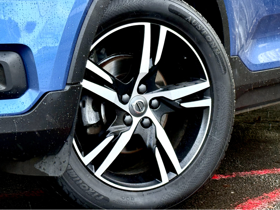 2020 Volvo XC40 D3 R-DESIGN AT 5DR AUTO €31,950