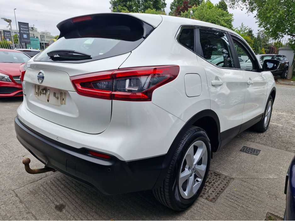 2018 Nissan Qashqai ACENTA 1.5 DCI 110BHP NCT 05/27 FINANCE AVAILABLE @ €57 PER WEEK 2 KEYS/ BLUETOOTH/ CRUISE CONTROL/ USB/ AUX/ ELECTRONIC HANDBRAKE/ HISTORY CHECKED €12,700