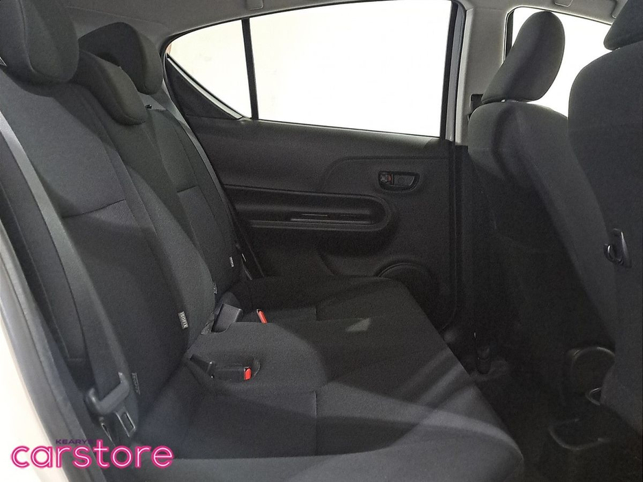 2019 Toyota Aqua 1.5 HYBRID 5 DR €13,880