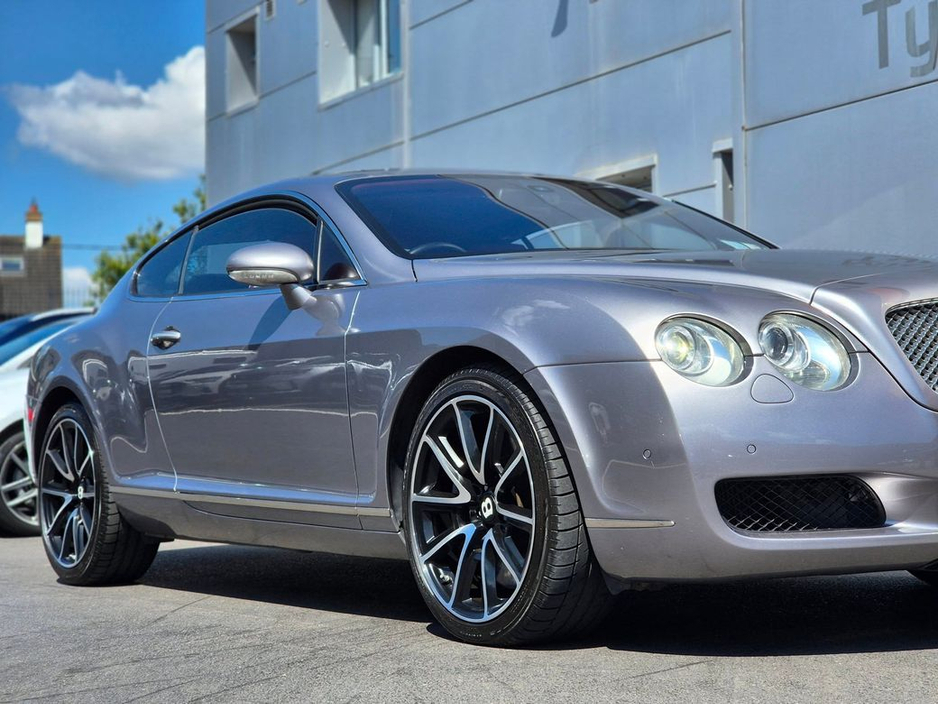 2004 Bentley Continental GT Coupe W12 6.0 Petrol Auto, Paddle Shift, Massage Seats, Red Leather, 20” Alloys - First Registered in August 2004 - Trade in Price €30, 999. €29,999