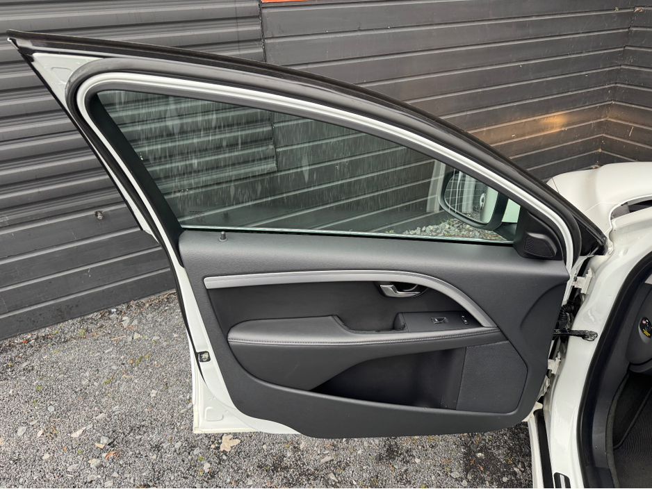 2015 Volvo V70 2.0 D D4 SE NAV 181BHP 5DR €7,995