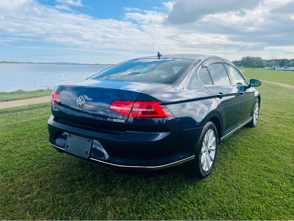 2017 Volkswagen Passat Hi-Line - Massive Spec €20,950