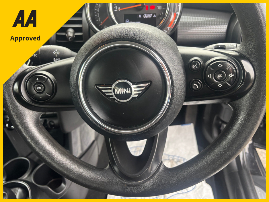2018 MINI Cooper 1.5 3DR COOPER LOADED WITH SPEC €12,950