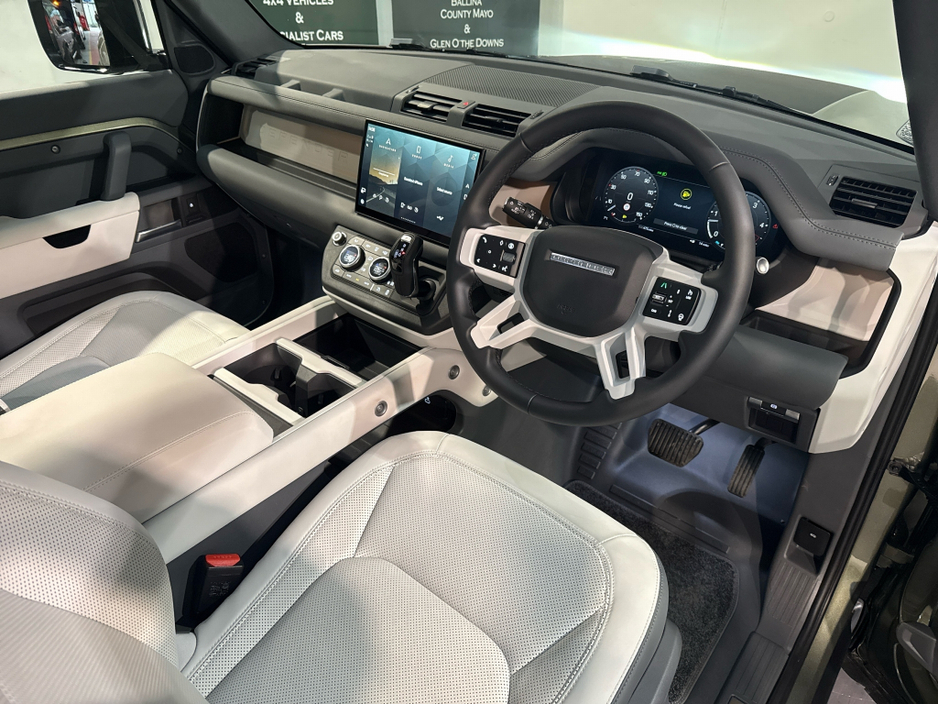 2025 Land Rover Defender *N1 Commercial 2 Seat Diesel* 90 D350 X-Dynamic €109,750