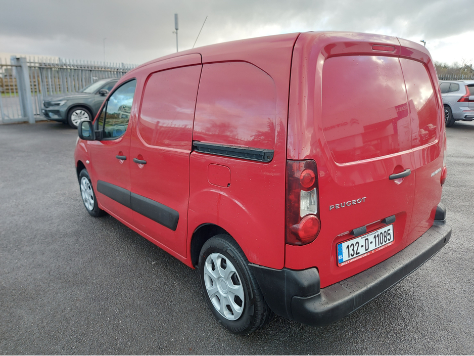 2013 Peugeot Partner ACCESS 1.6 HDI 75 PANE PANELED 4DR *TRADE ONLY* €2,500