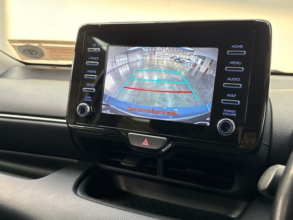 2021 Toyota Yaris HYBRID LUNA 4DR AUTO €21,950