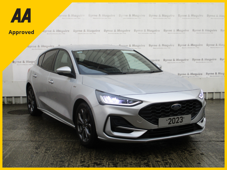 2023 Ford Focus ST-LINE 1.0 PETROL   TOP OF THE RANGE MODEL WITH ONLY 54000 KMS,  FULLY SERVICE WITH 12 MONTHS WARRANTY AND 12 MONTHS AA COVER. €28,500