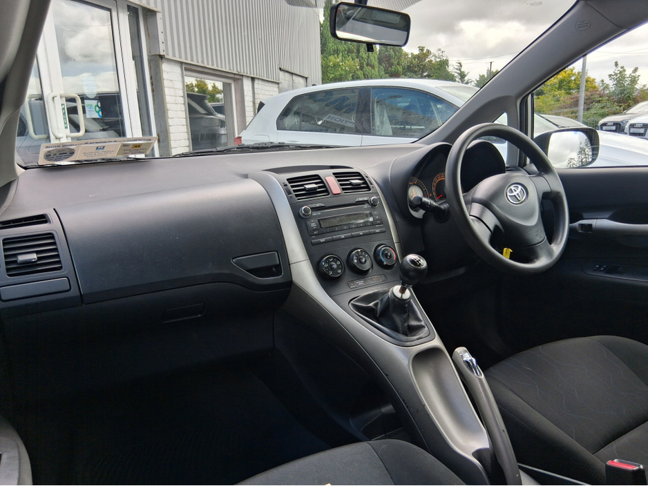 2008 Toyota Auris 1.4 D-4D TERRA 08 €3,795