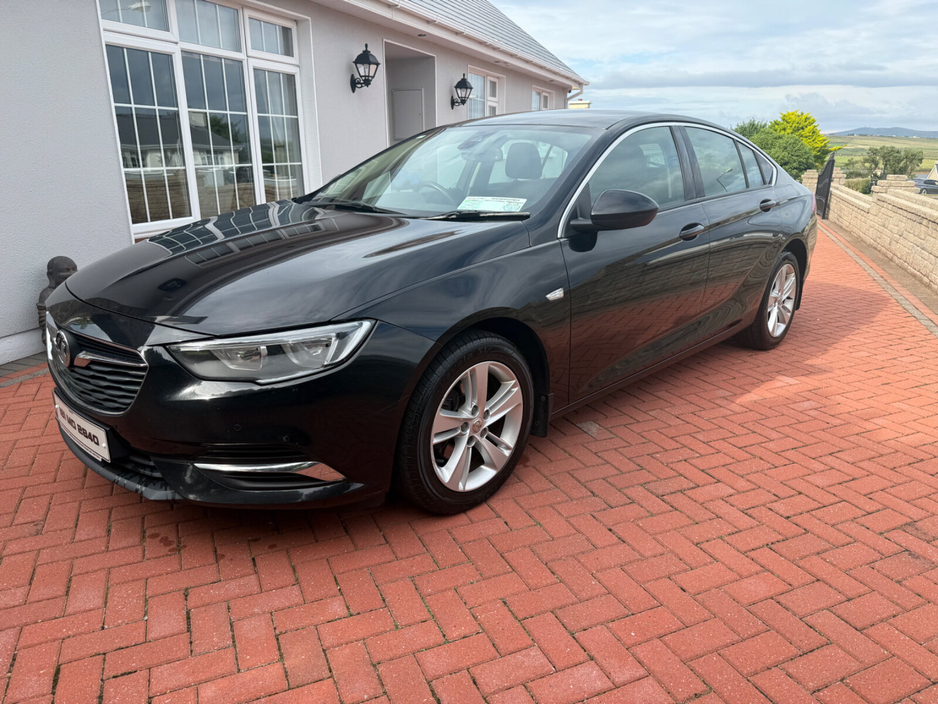 2018 Vauxhall Insignia  €12,995