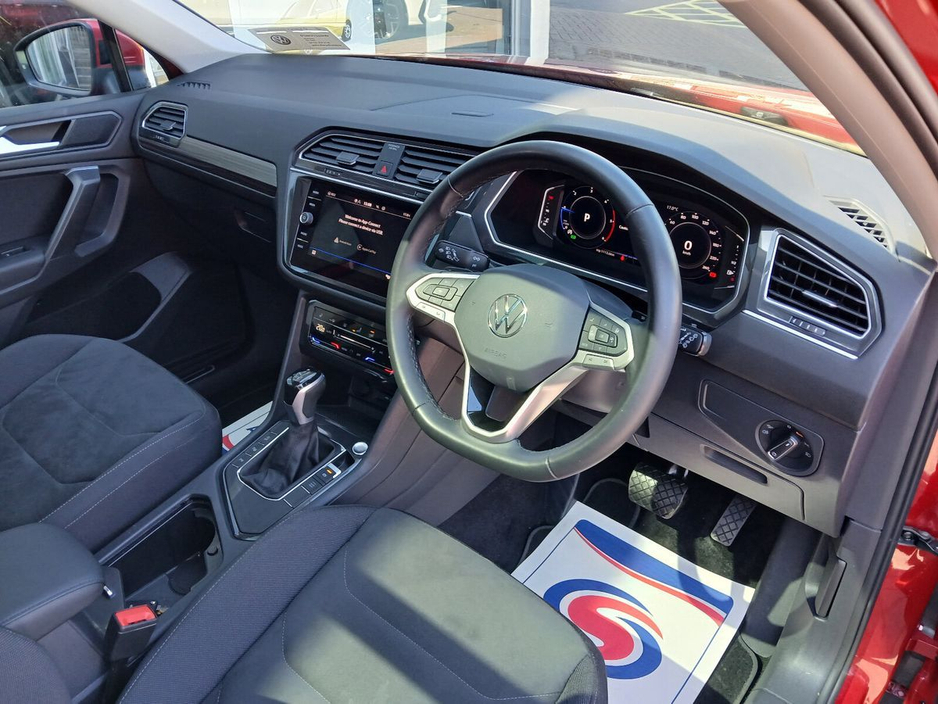 2024 Volkswagen Tiguan Allspace ELEGANCE 2.0TDI DSG 150HP €52,950