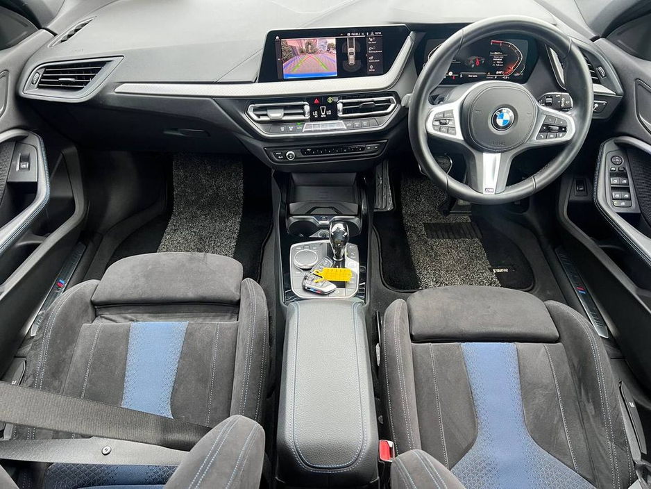 2020 BMW 1 Series 118D M-SPORT 2.0 AUTO // VERY LOW MILEAGE // SUEDE M-SPORT INTERIOR // REVERSE CAMERA // WIRELESS CHARGING BAY €27,950