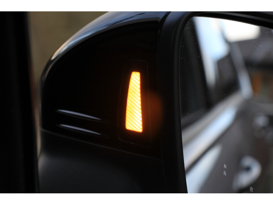 2022 Volkswagen Tiguan Allspace Black Edition R Line * Sunroof * 7 Seats €43,950