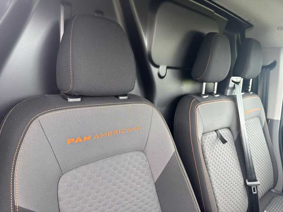 2025 Volkswagen Transporter  €42,475