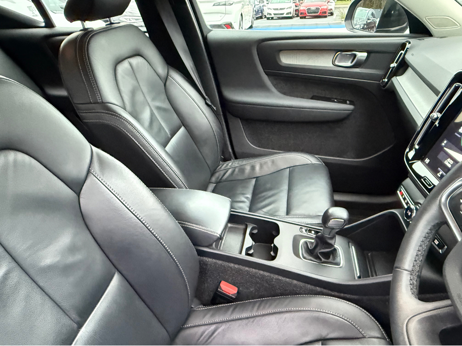 2021 Volvo XC40 INSCRIPTION T3 - 1.5 PETROL - MANAUL - 12M WARRANTY - CAR: 1623